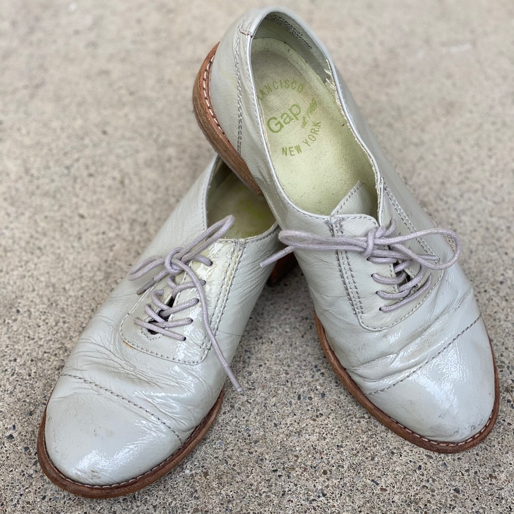 Gap leather saddle shoes. Seafoam green. Size 7.